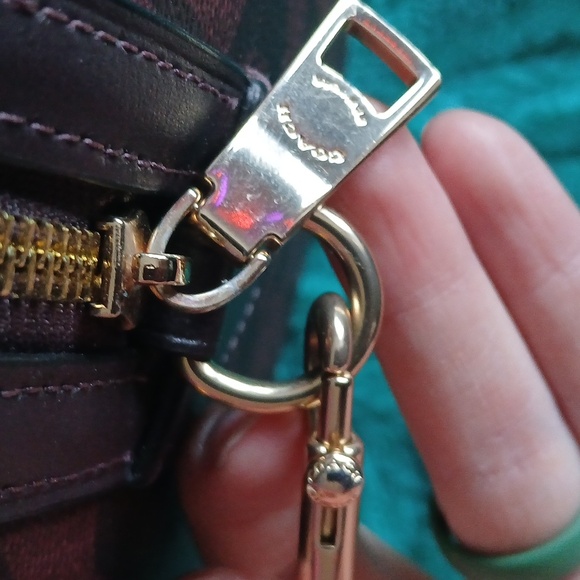 Coach Bag - Picture 5 of 9